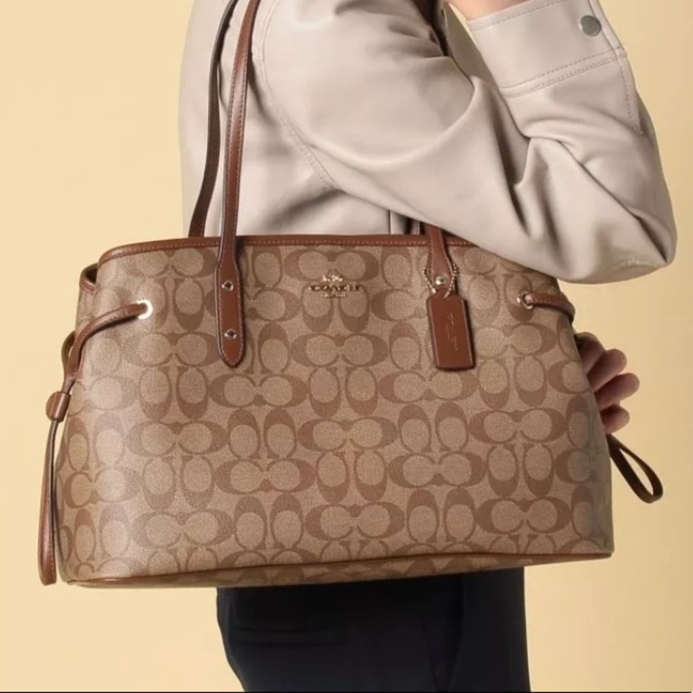NWT COACH signature pvc drawstring Khaki tote bag - Picture 1 of 4
